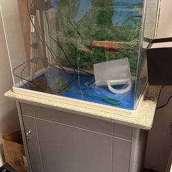 Great condition fish tank store price $400