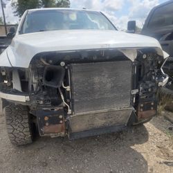 2014 Ram 2500 Work Truck 6.7 Turbo Diesel Motor 4x4 Automatic Transmission For Parts Only Gm Auto Parts 221 Hambrick Rd / LUIS  