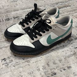 Mens Nike Size 10.5