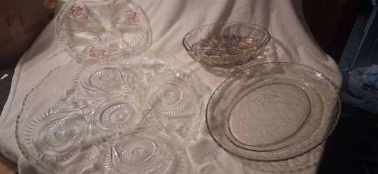 Platters/serving dishes