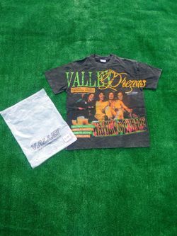 Valley Dreams Waiting to Exhale Graphic T-Shirt