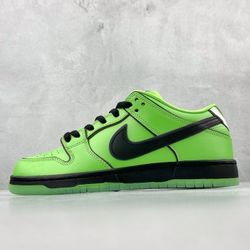 Nike SB Dunk Low The Powerpuff Girls Buttercup 52