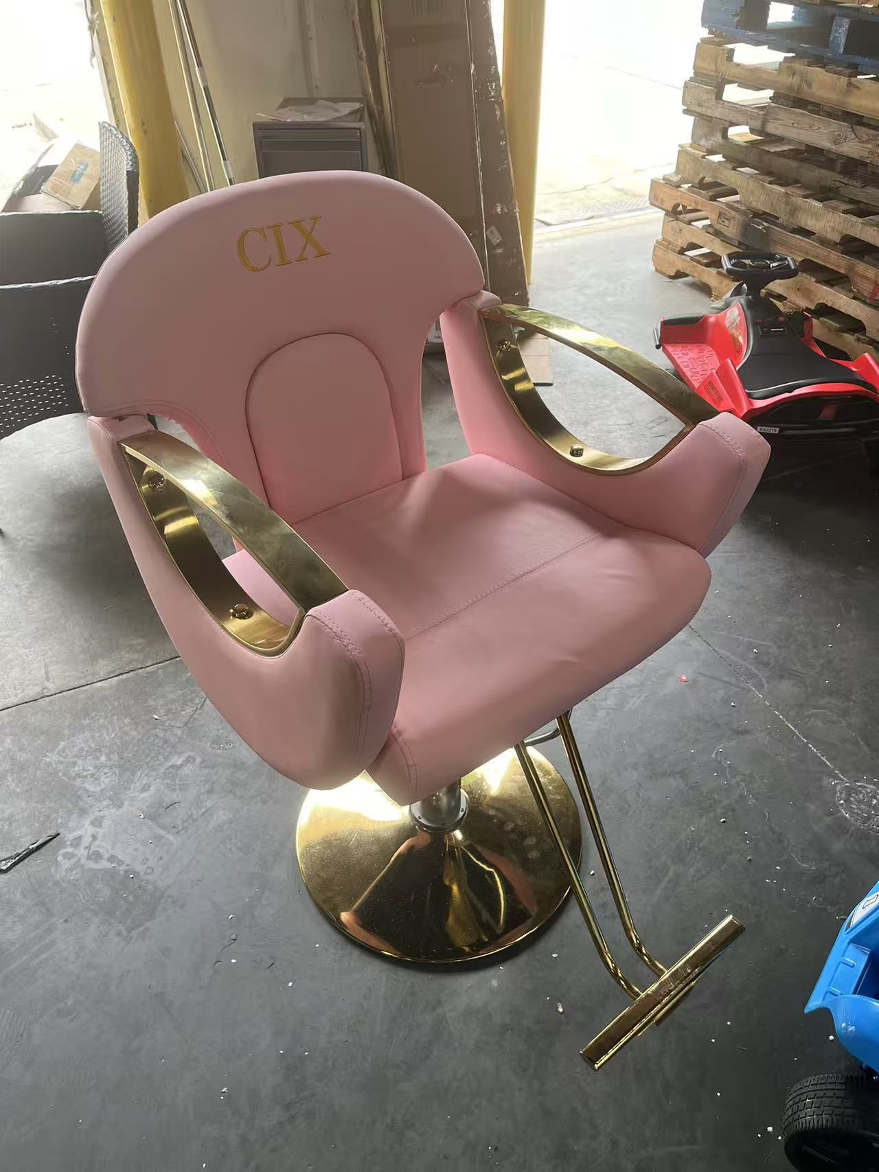 🔵 Hydraulic Barber Chair for Hair Stylist