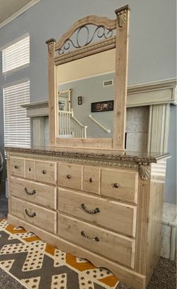 Large 6-Drawer Dresser with Decorative Mirror – $250