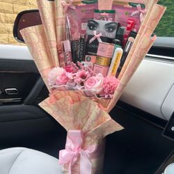 Makeup Bouquet 