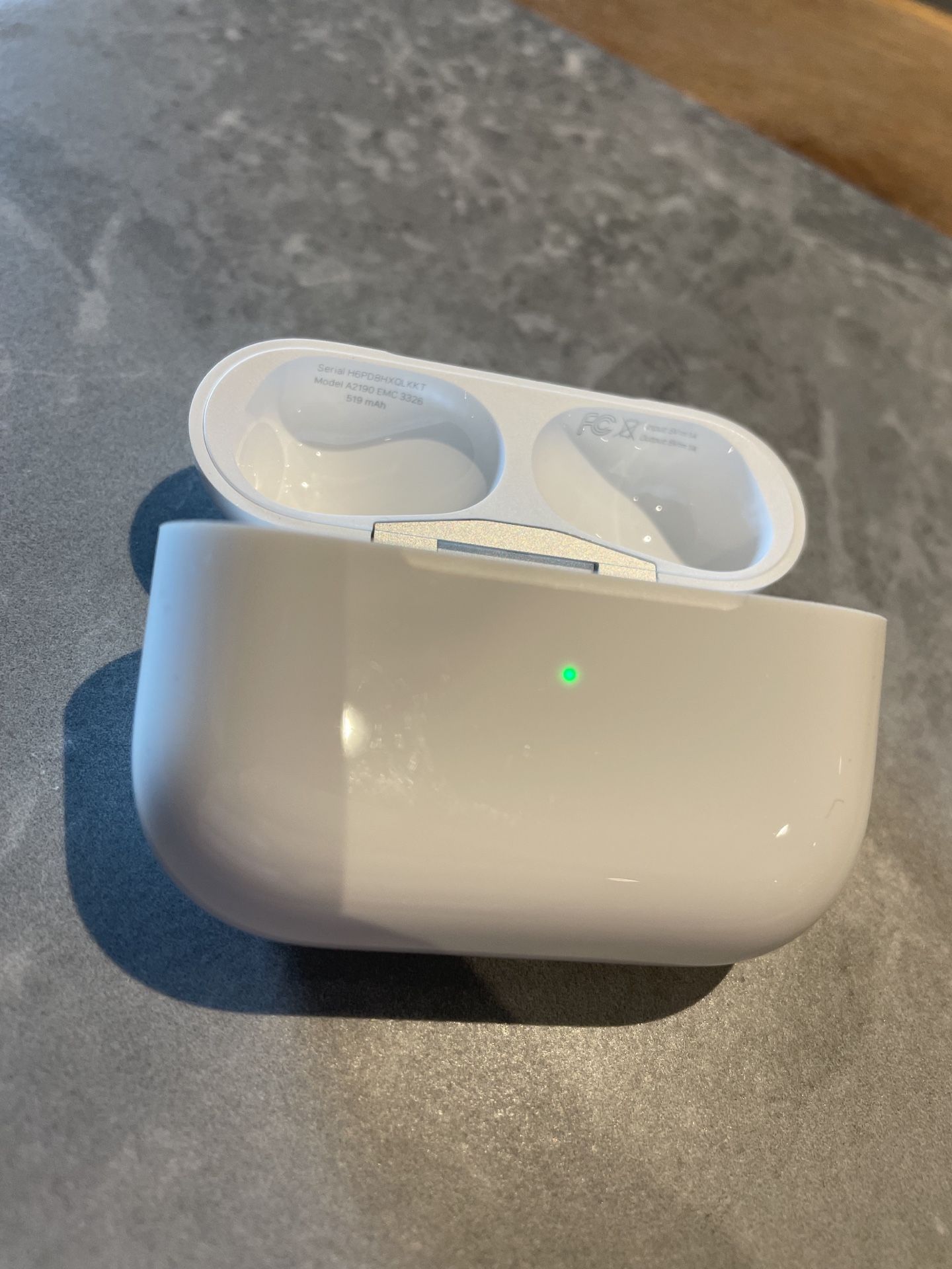 Apple AirPod Pro Charging Case 