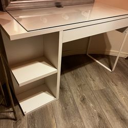 IKEA Desk Great Condition 