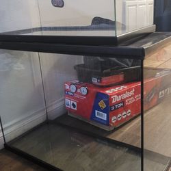 Reptile / Fish / Invertebrates  Tank Enclosures