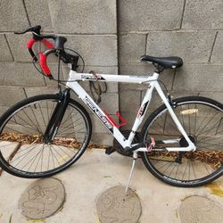 Genesis 700c Road Bike Bicycle 