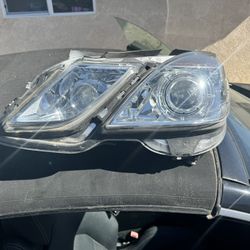 2010 - 2012 Mercedes Benz E350/E550 Head Lights 