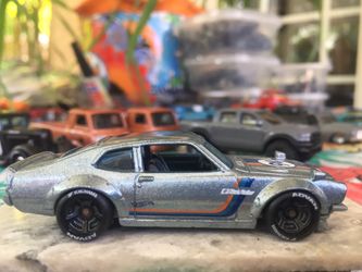 Hot wheels custom ford maverick real riders
