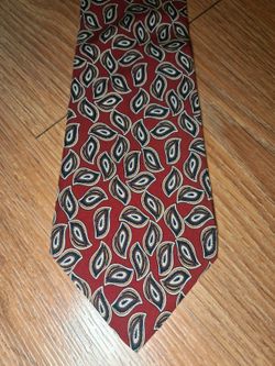 VINTAGE Ralph Lauren Silk Tie Red Paisley Wide Made in USA