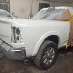 BODY WORK AND PAINT ZOOM ZOOM 