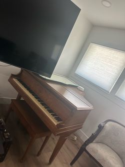 Baby grand Piano