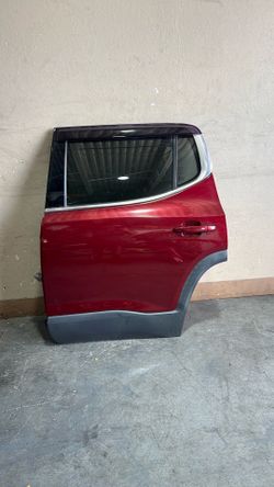 (724) 17-23 Gmc Acadia Left Rear Door 2017 2018 2019 2020 2021 2022 2023