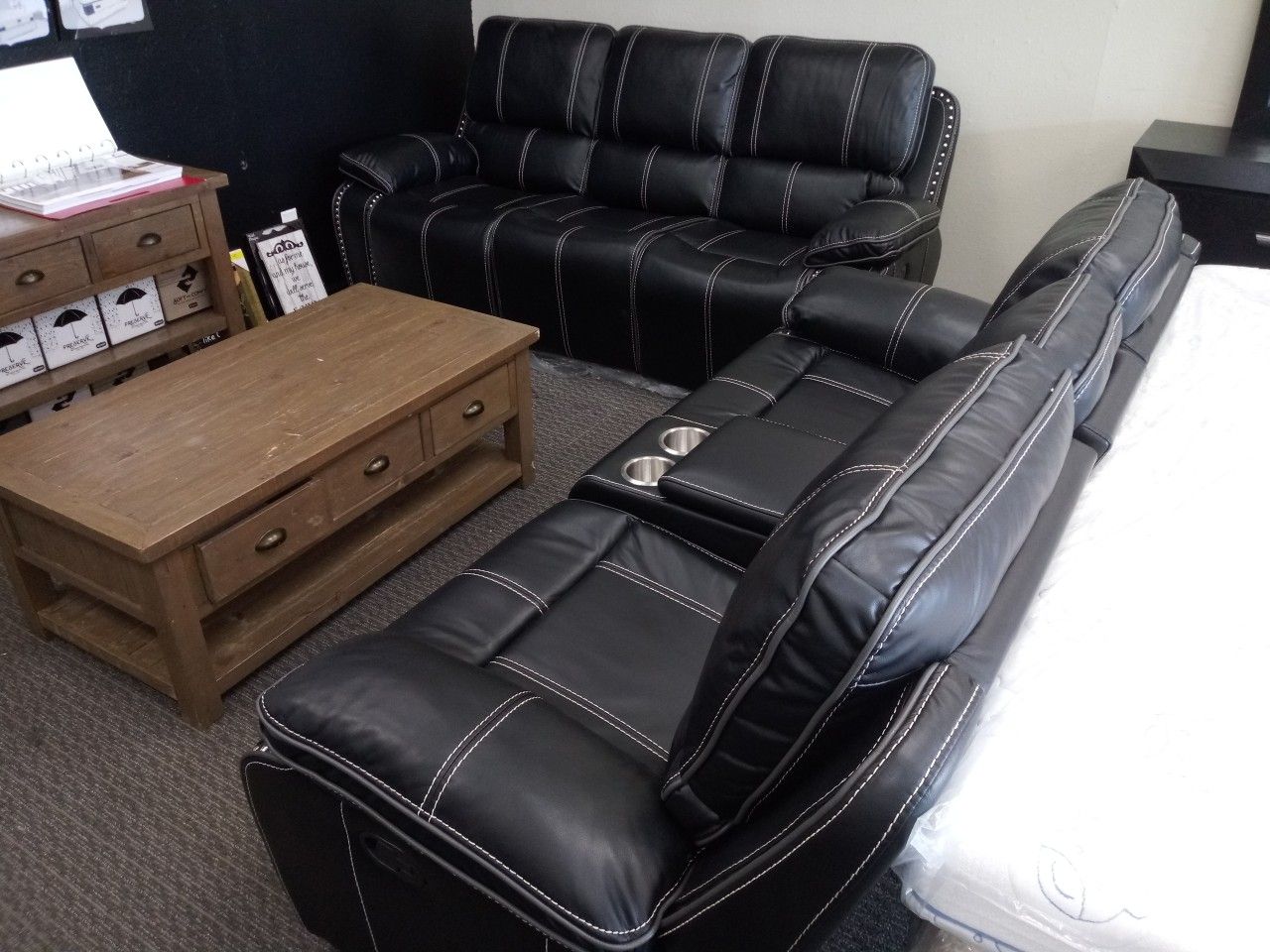 DOUBLE ROCKER RECLINING LOVESEAT & DOUBLE RECLINER SOFA WITH DROP DOWN CUP HOLDERS