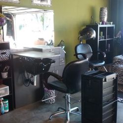 Salon Station With Sink 