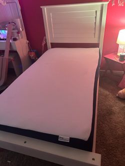 Full size bed great condition $100 OBO