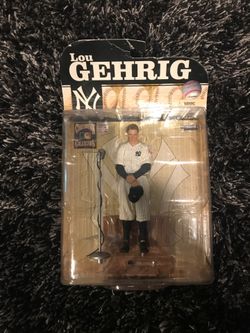 Lou Gehrig Cooperstown Collection Figure