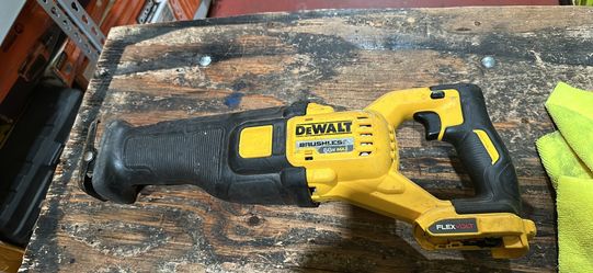 Dewalt 60v sawzall tool only lightly used$140 (financing available) bring battery to test