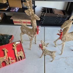 Christmas Yard Decorations -DEER FAMILY, SNOW MAN and LED GIFT BOXES SET.. see Pic's 