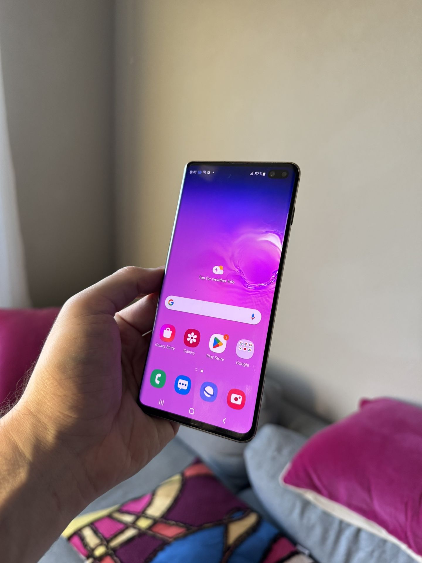 Samsung S10 Plus 128GB Unlocked to any carrier! Like new!