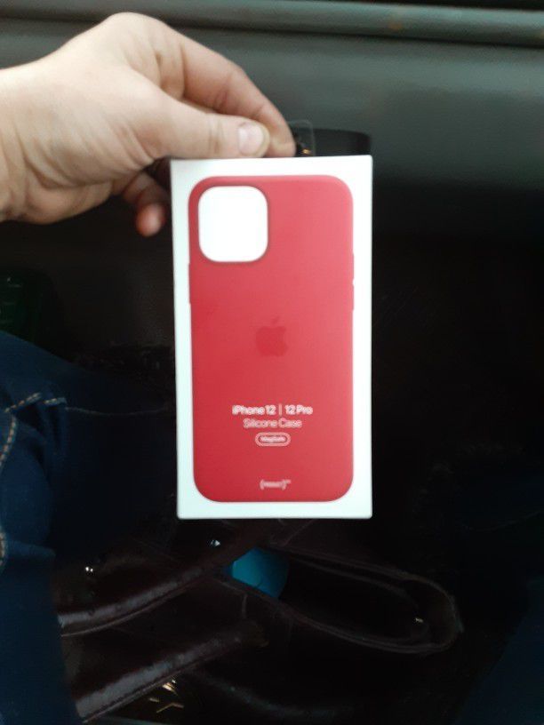 Sealed In Box IPHONE 12/12PRO Silicone Case Magsafe