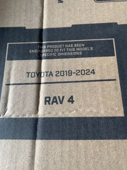 2019-2014 TOYOTA RAV4 PREMIUM NONSLIP MATS $109 ON AMAZON IM ASKING $60/TAPETES MOLDEADOS RAV4 NUEVOS