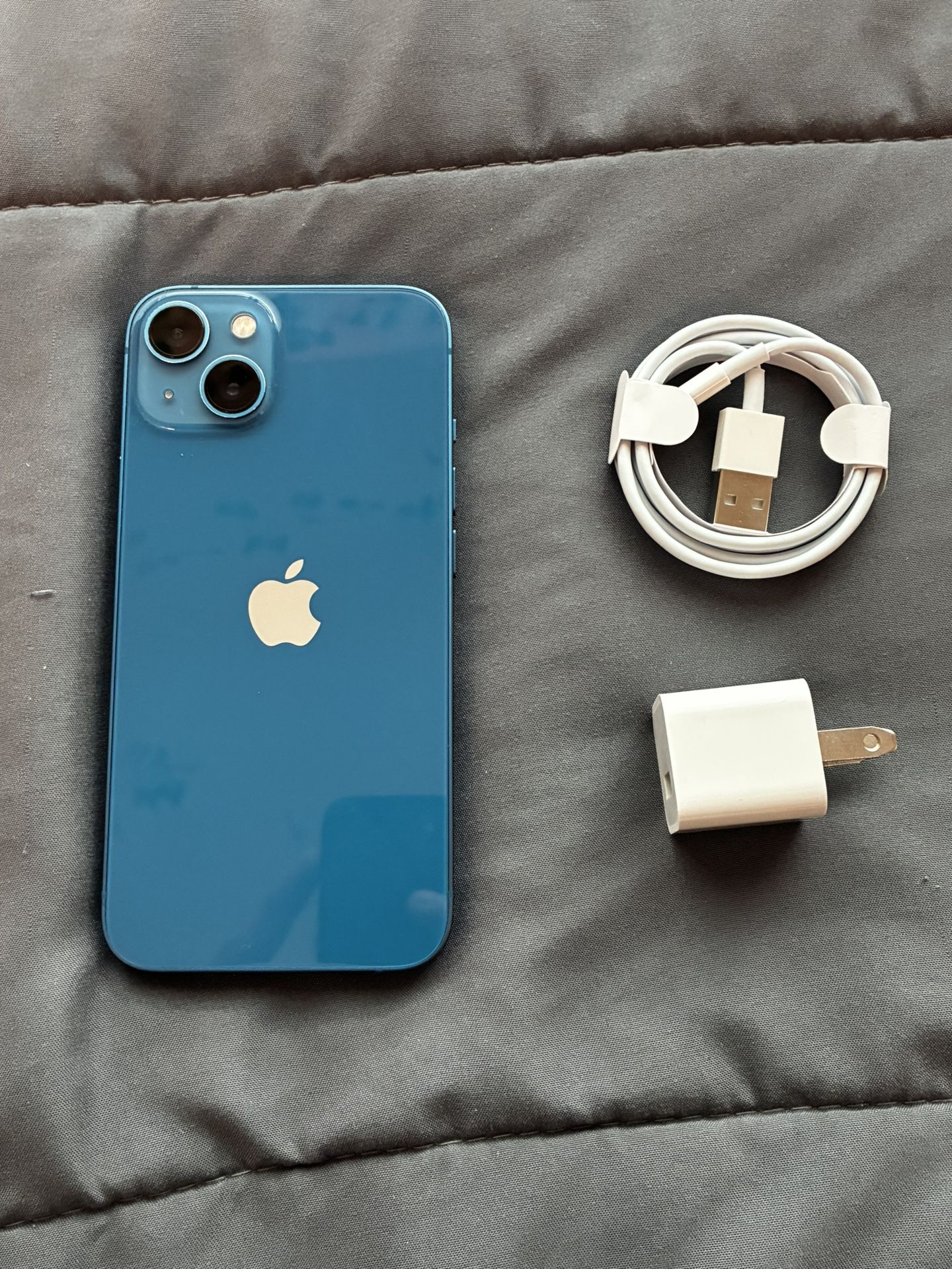 Apple iPhone 13 128GB Unlocked