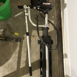 Trolling Motor With Motor Guide