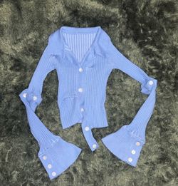Long sleeve light blue shirt (USED)