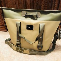 Yet Hopper Cooler Bag