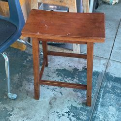 Bar stool