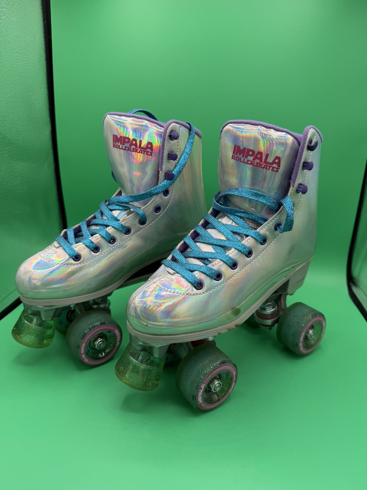 Impala Quad 4 wheel Roller Skates Holographic Size 7 Women’s Good condition