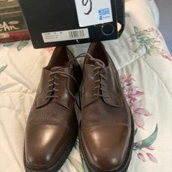 New Size 10 M Floorsheim Brand Men’s Shoes