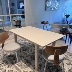 Extandable Dinning Table