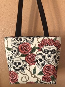 Skull n’ Roses Purse
