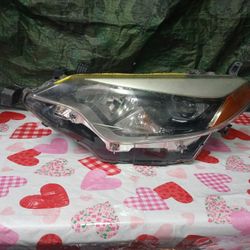 2014-16 Toyota Corolla Left Headlight 