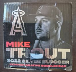 MIKE TROUT SILVER SLUGGER BOBBLE HEAD