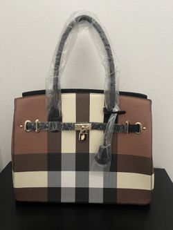 Brand New Beautiful Purse 