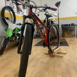 Specialized, Fuse Model, Red Color 