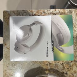 Bose Quiet Comfort Ultra Head Phones 