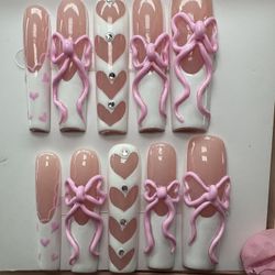 Valentine press On Nails