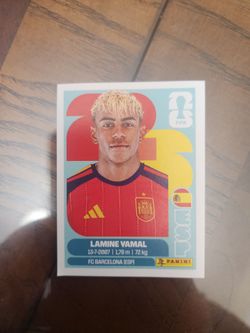 Lamine Yamal original panini card.