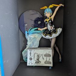 Hatsune Miku Figures Bundle (3 Figures)