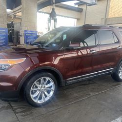 2015 Ford Explorer