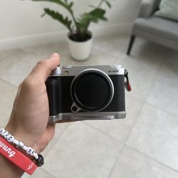 Fujifilm X-M5 Mirrorless Camera *BODY ONLY* *READ DESCRIPTION*
