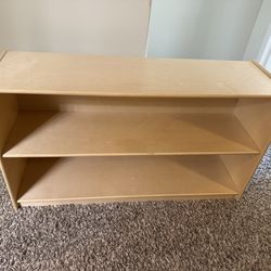 Montessori shelf