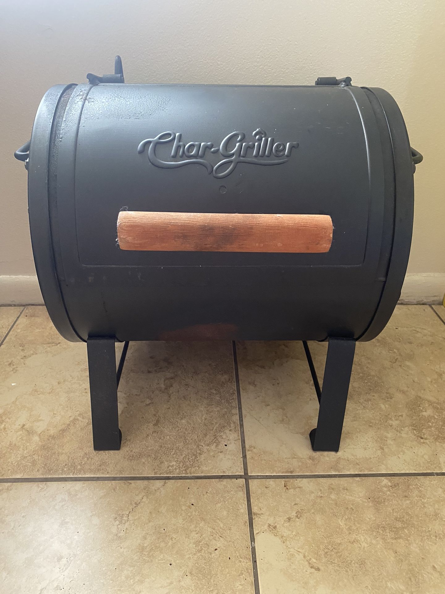 Small Grill And Smoker
