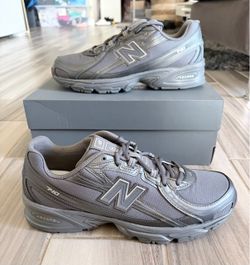 Men's New Balance 740v2 Shoes - Castlerock Silver Metallic - Size 8, 10, 10.5, 11.5, 13